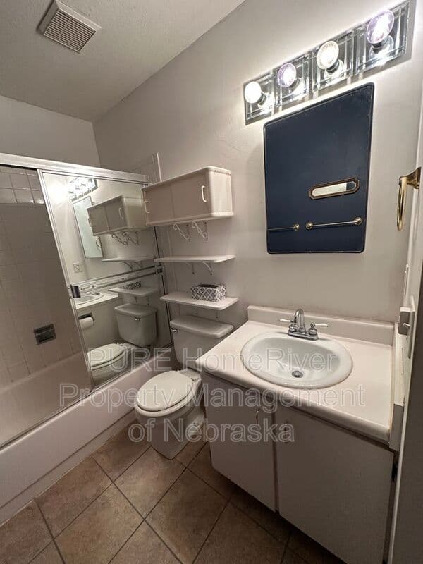Omaha Townhome: 1631 N 109th Plz