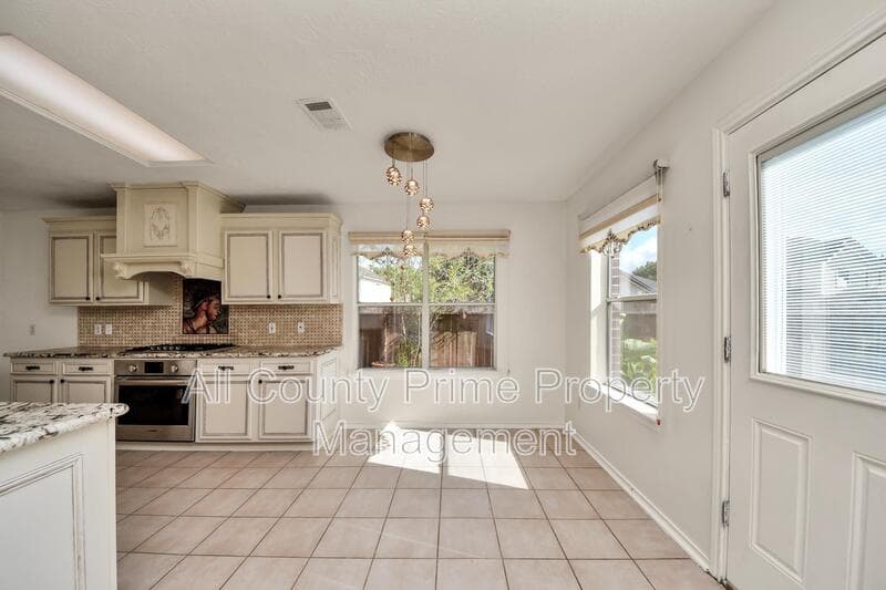 Cypress House: 22030 Gold Leaf Trail