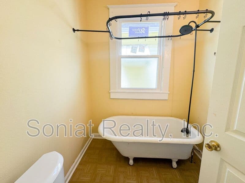 New Orleans Condo: 2931 Joliet Street