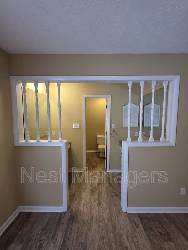 Fayetteville House: 7172 Evanston Street