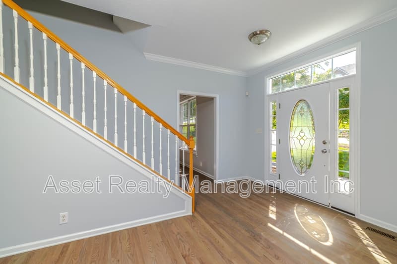 Knoxville House: 1217 Dreamview Lane