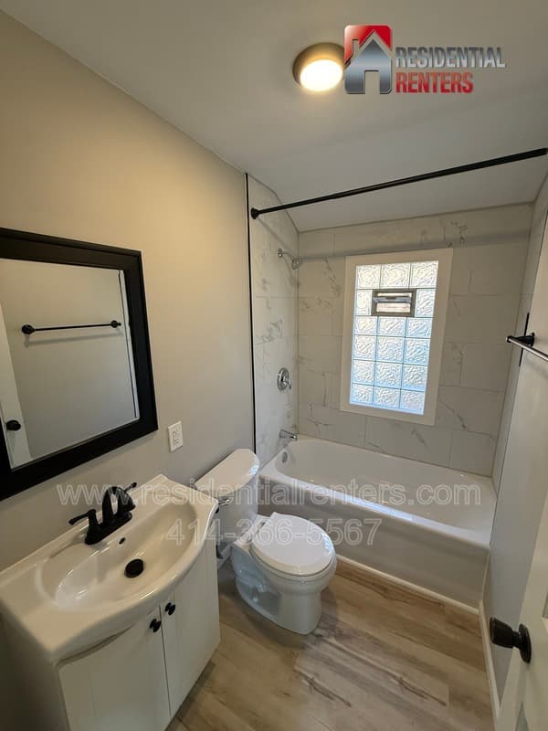 Milwaukee Condo: 3351 N 6th Street