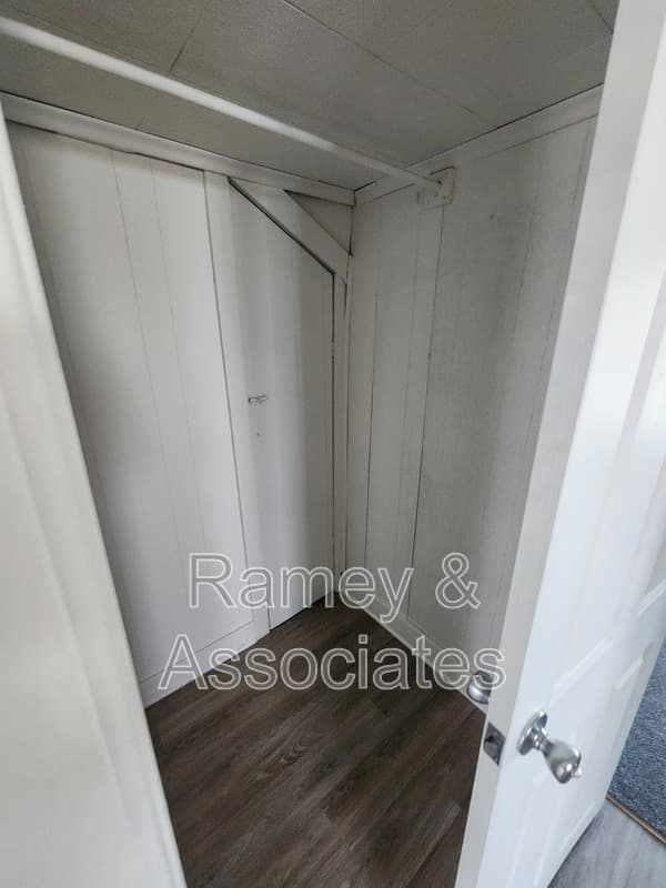 Louisville Condo: 1122 Larchmont Ave