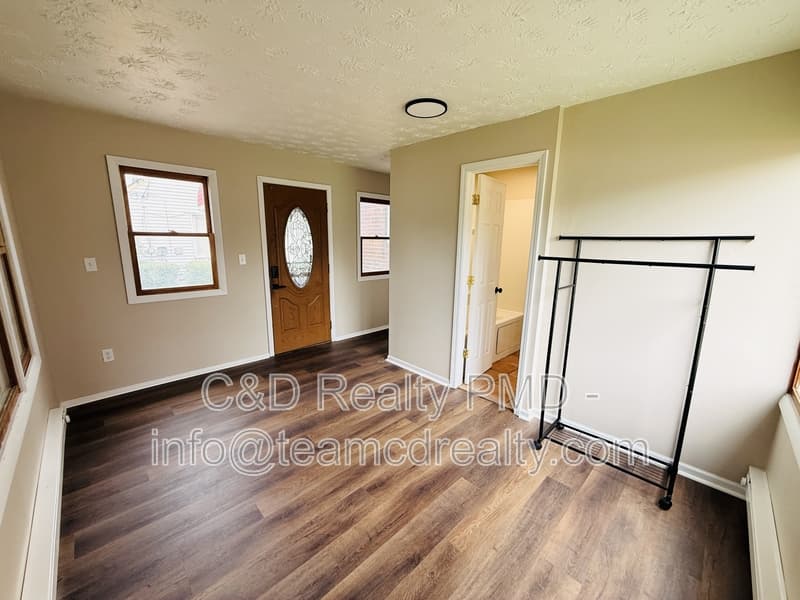 Cleveland House: 16105 Walden Ave, Cleveland OH 44128