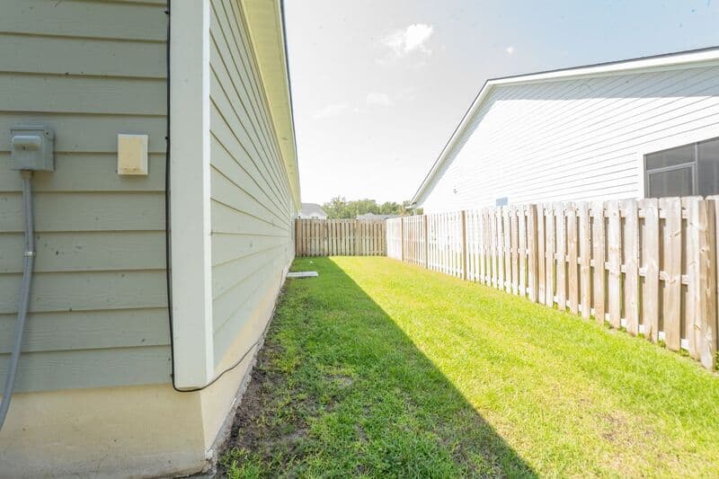Richmond Hill House: 66 Rimmon Ct