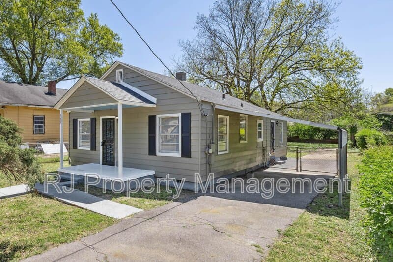 Memphis House: 535 Gilleas Rd