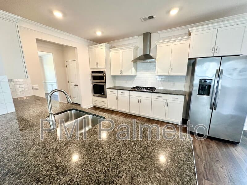 Blythewood House: 35 Golden Spur Ln