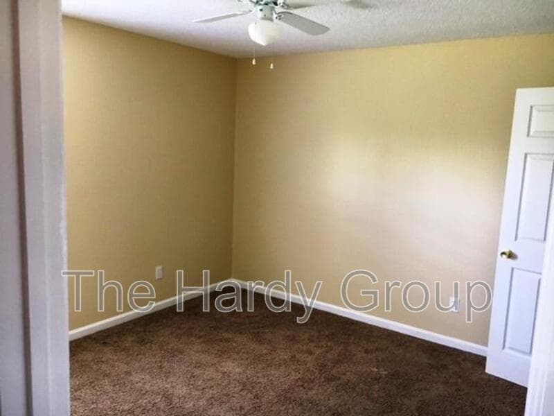Decherd Condo: 257 Sunshine Circle