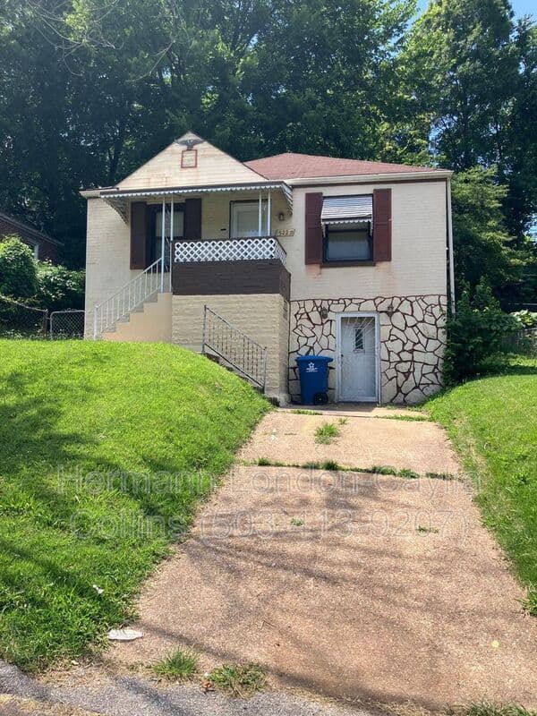 Saint Louis House: 5229 Fletcher Street