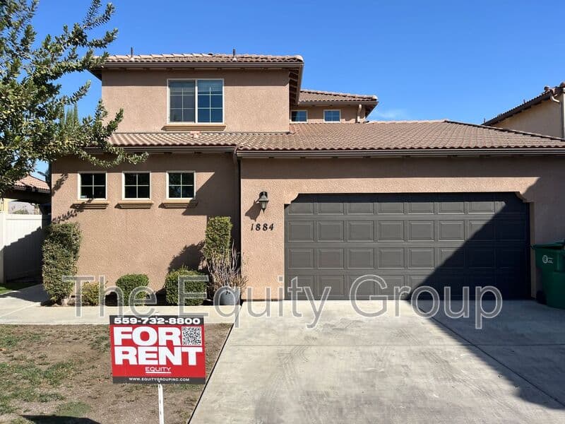 Porterville House: 1884 W Roby Ave