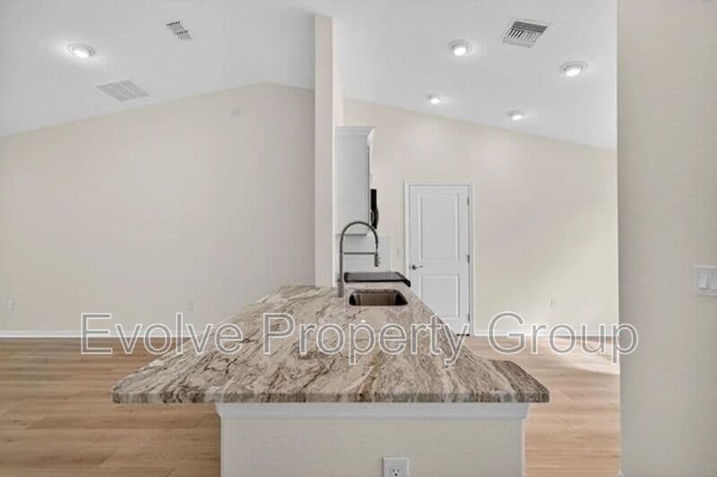 Palm Coast House: 6 Pickcane Lane