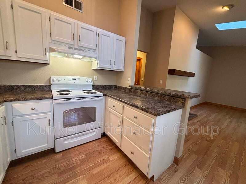 O'Fallon Condo: 186 Eagle Ridge