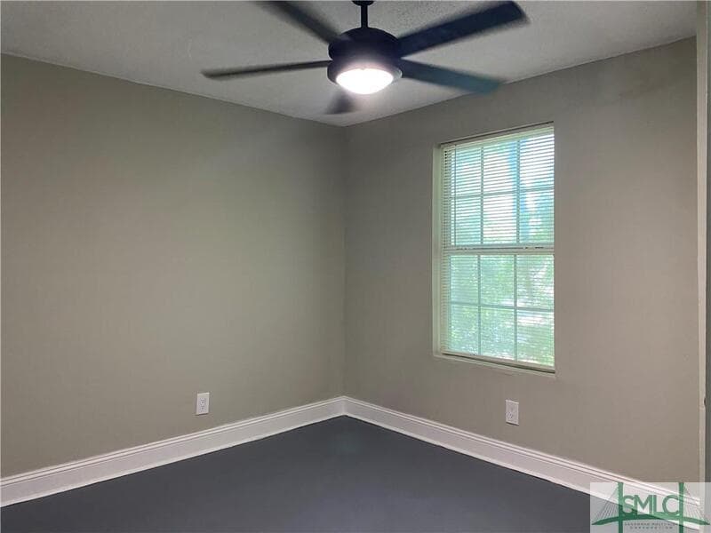 Savannah Condo: 1000 West 53rd Street - Lower Unit