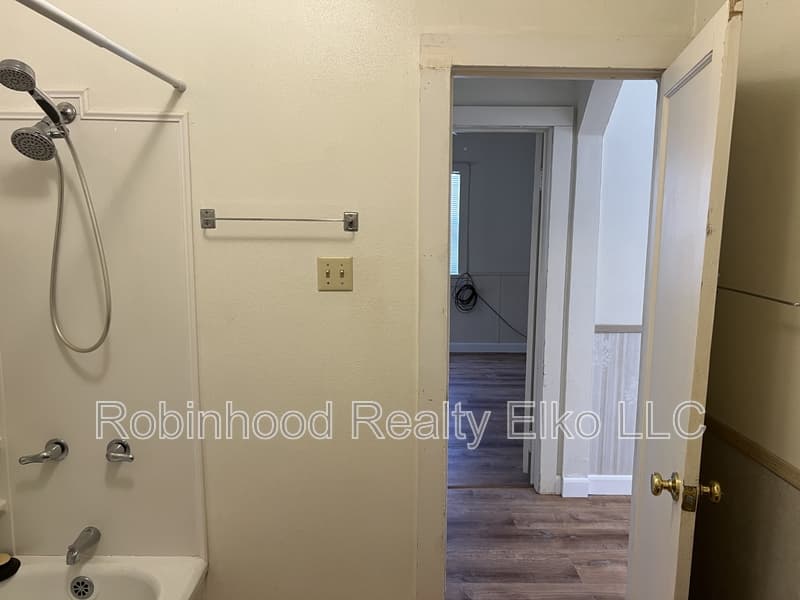Wells Condo: 366 4th Street - A