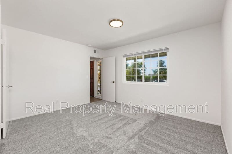 Carlsbad House: 3250 Westwood Drive
