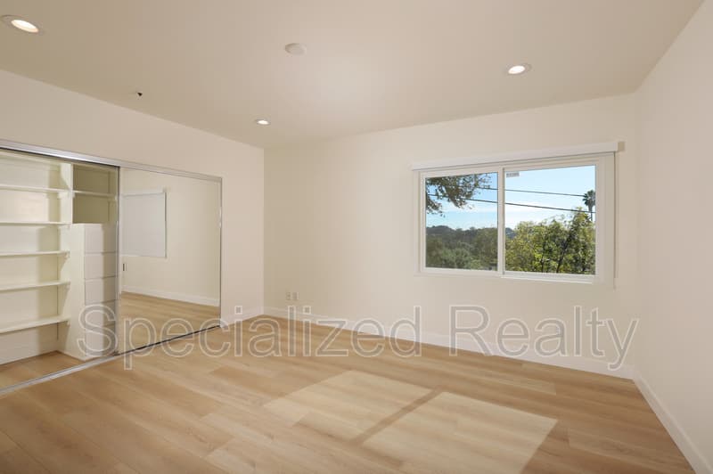 Los Angeles House: 1827 Hill Drive