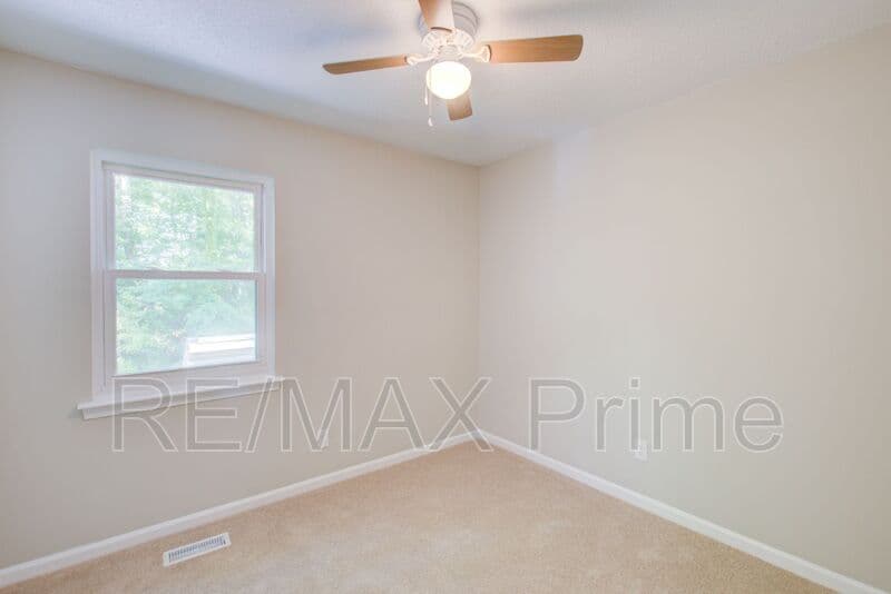 Virginia Beach House: 5375 Grand Lake Crescent