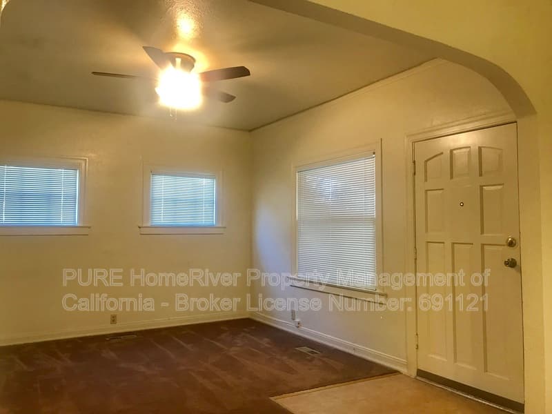 Sacramento House: 314 23rd St