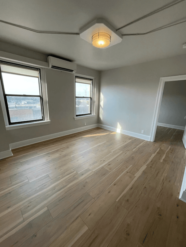 Ames House: 301 Main Street