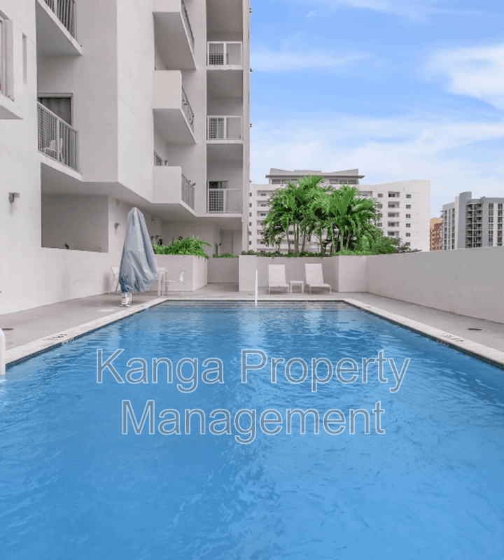 Miami Condo: 39 NW 7th Ave