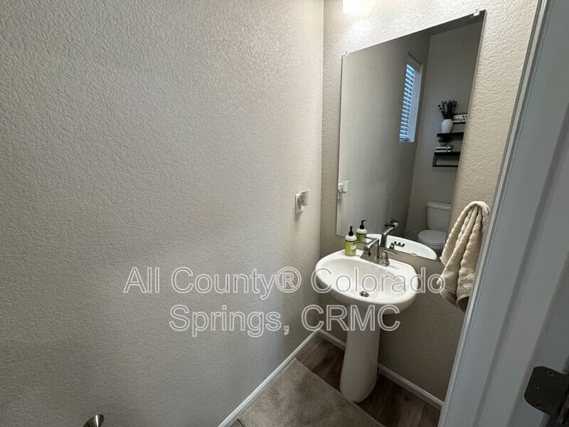 Colorado Springs House: 5635 Dakan Loop