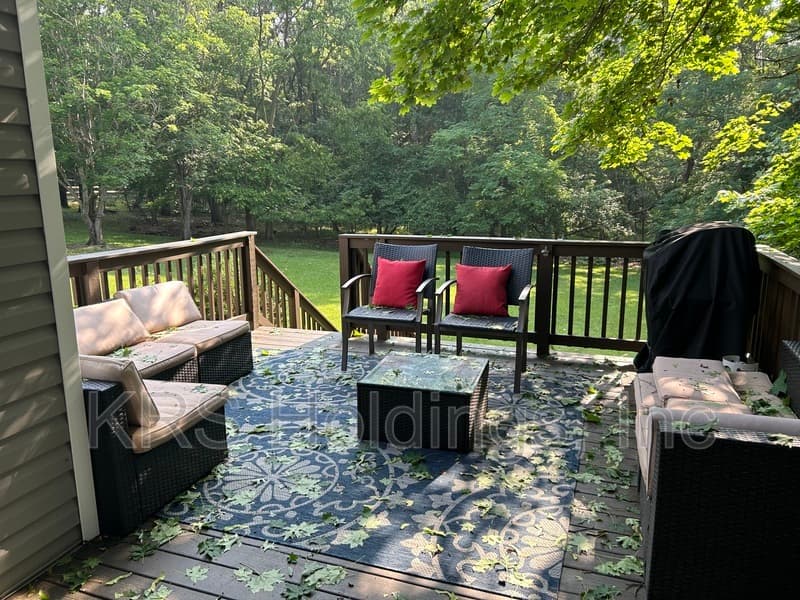 McGaheysville House: 2030 Hawksbill Rd