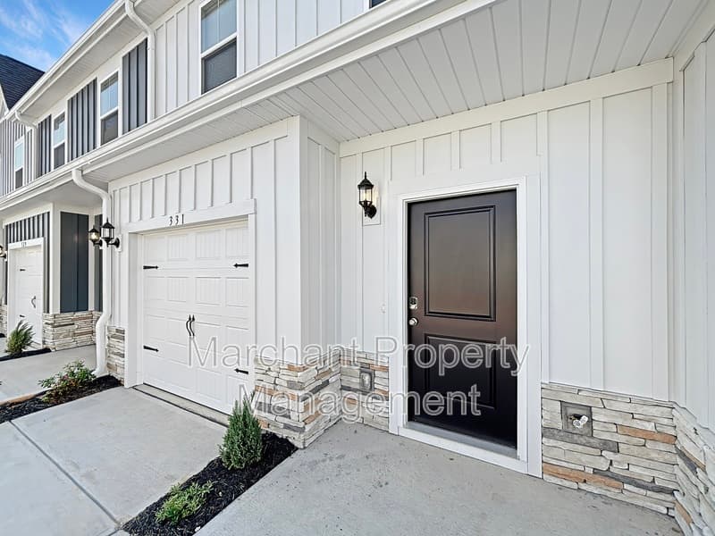 Mauldin Townhome: 331 Mykonos Drive