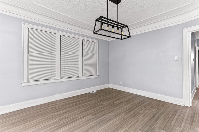 Detroit Condo: 3239 Fullerton Avenue - 1 Lower