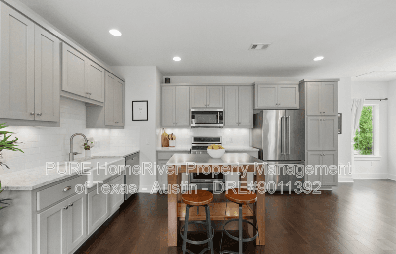 Austin Condo: 2710 Halcyon Drive