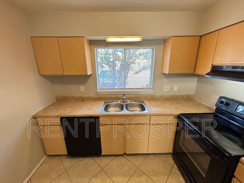 Orlando Condo: 4207 S. Semoran Blvd