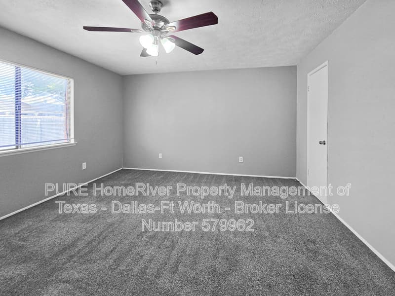 North Richland Hills House: 6905 Mid Cities Blvd