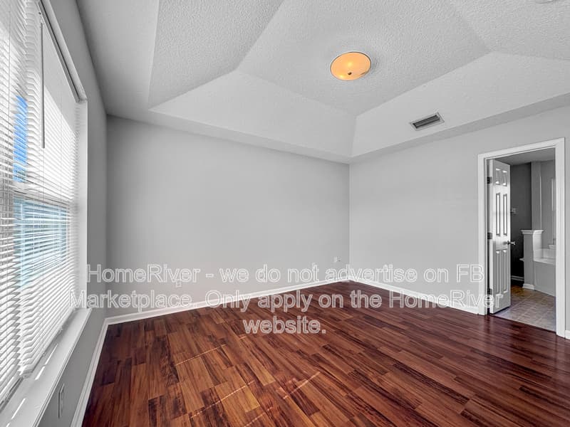 Jacksonville House: 6711 Salt Pond Dr N