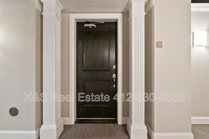 Pittsburgh Condo: 306 Fourth Avenue - Unit 302