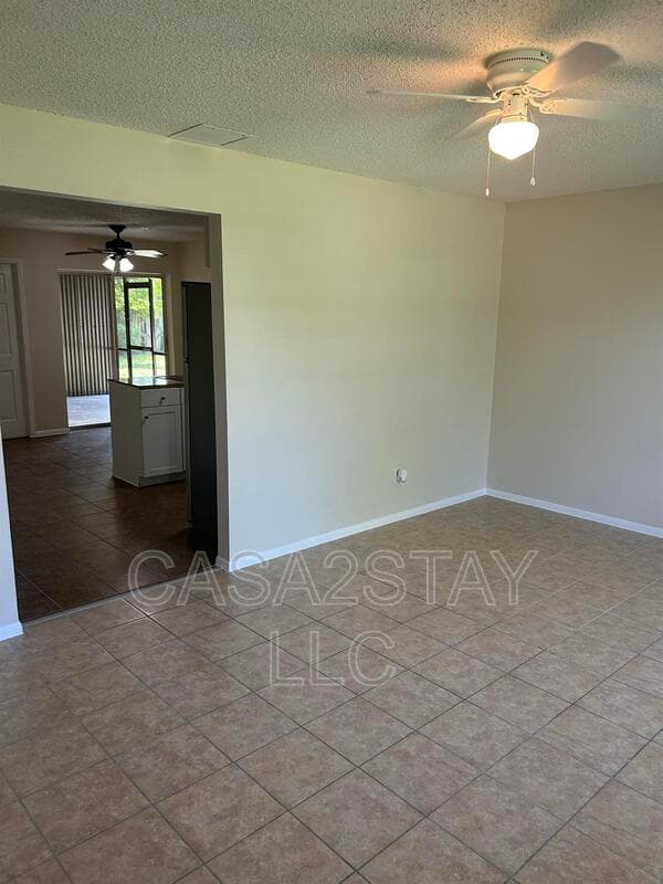 Fort Myers Condo: 7628 Carrier Rd