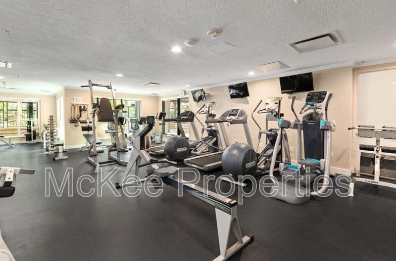 San Diego Condo: 1199 Pacific Highway