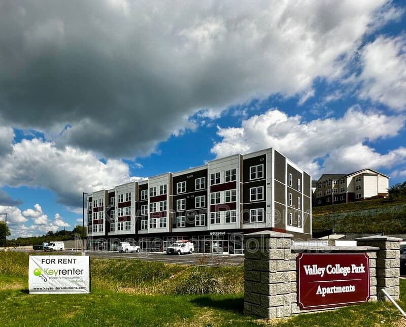 Weyers Cave Condo: 3445 Lee Hwy