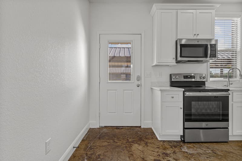 Jonesboro Condo: 4800 Reserve Blvd - J-4