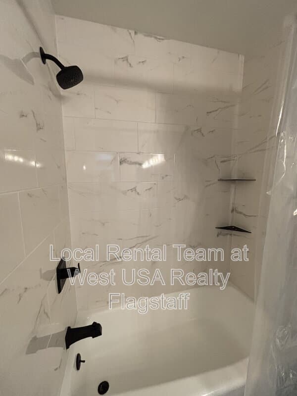 Flagstaff House: 2340 N Plateau Dr