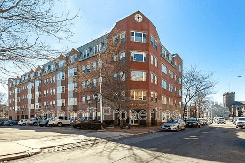 Salem Condo: 289 Essex Street - 305