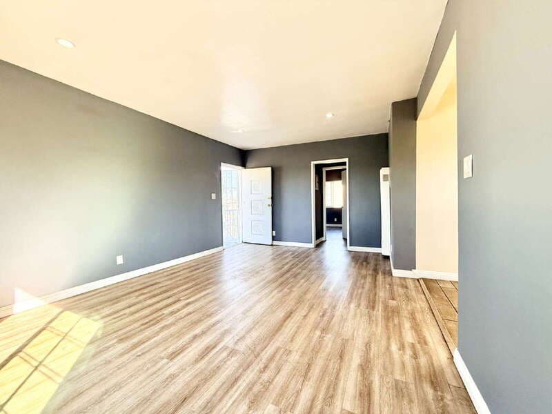 Los Angeles Condo: 433 1/2 West 81st Street