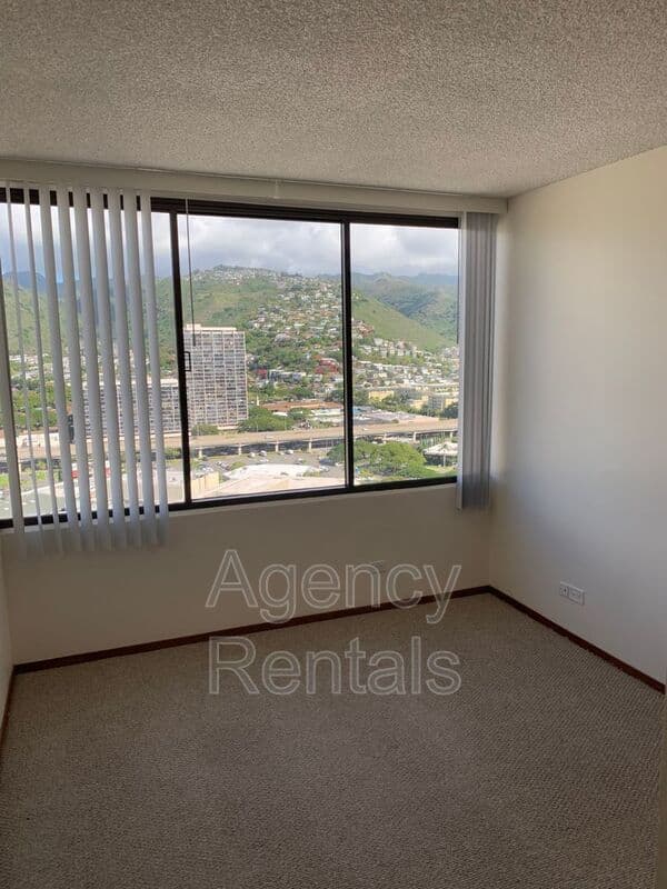Honolulu Condo: 4340 Pahoa Avenue #23A