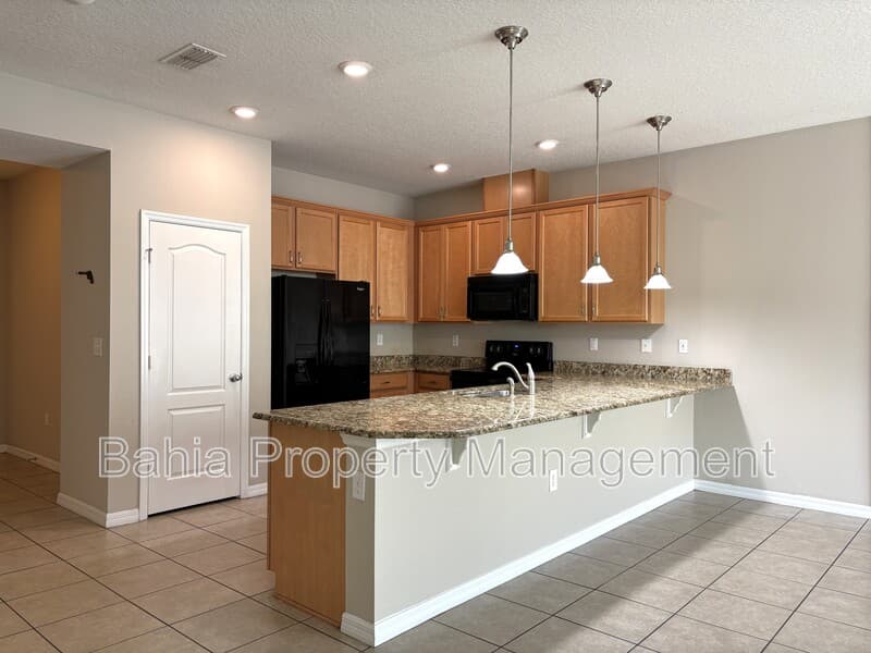 Kissimmee Townhome: 5110 Adelaide Dr