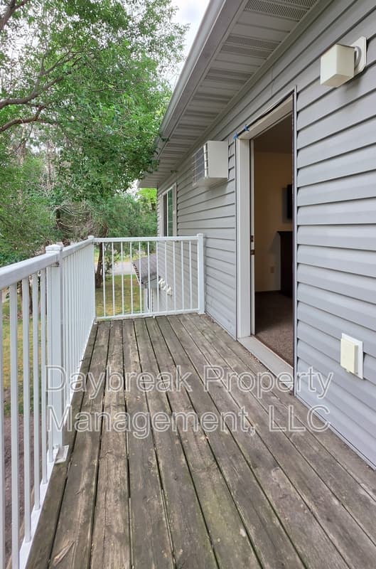 Moorhead Condo: 303 16th Street South - 1