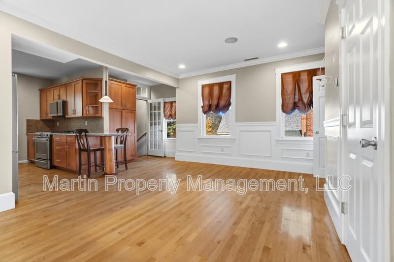Andover Condo: 64 High Street - B