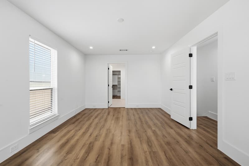 Dallas House: 2345 Hondo Avenue - 1