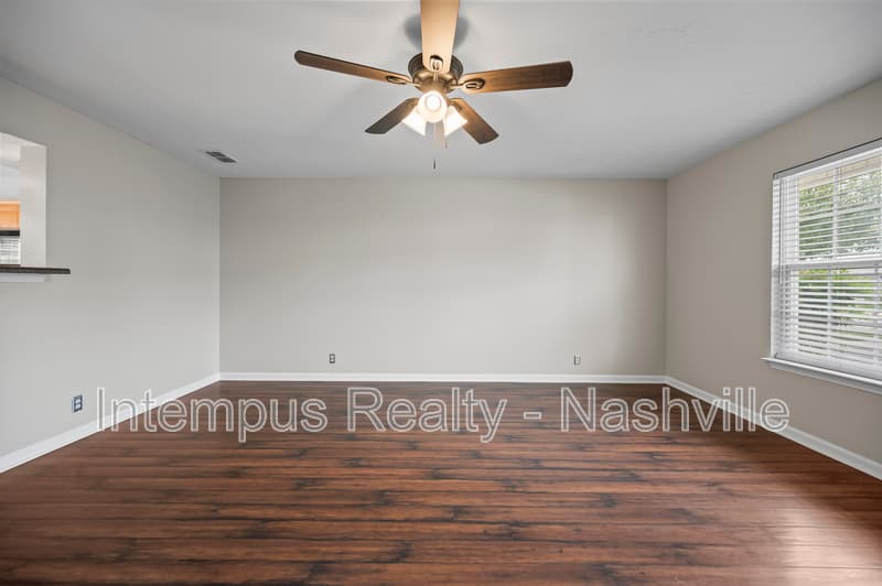 Murfreesboro Townhome: 415 Shoshone Pl