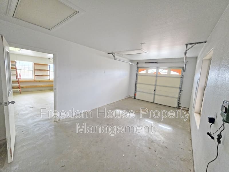 Pahrump House: 2060 River Plate Drive