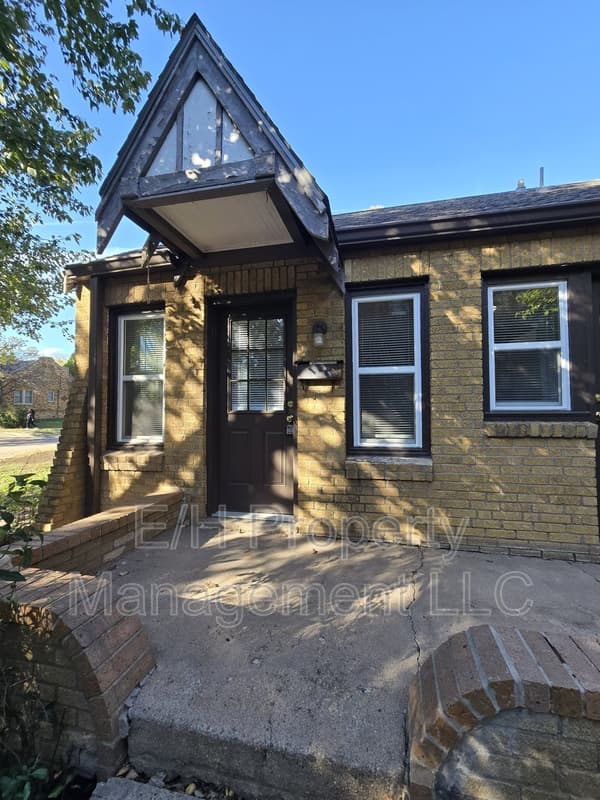 Wichita Condo: 540 South Bluff Avenue