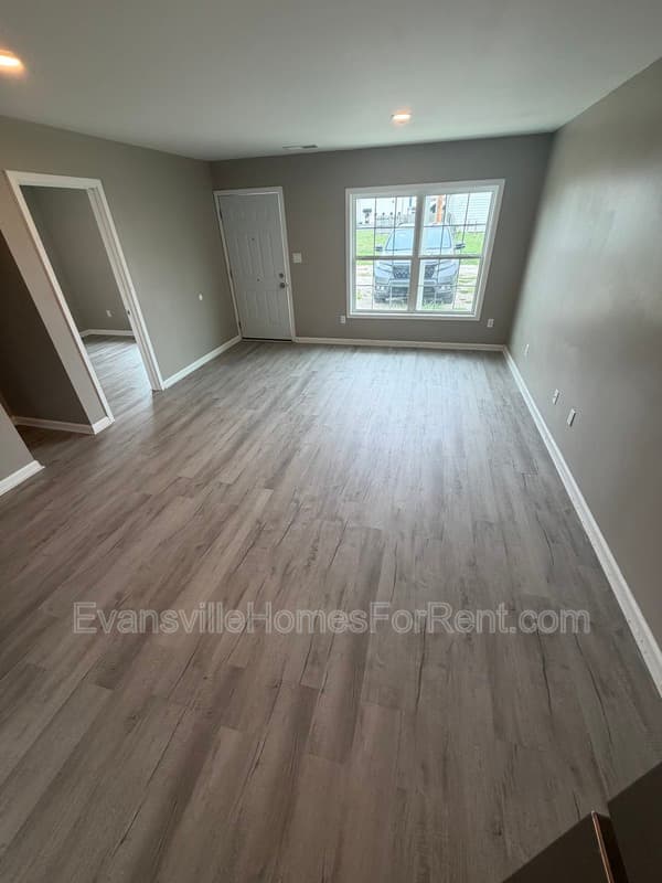 Evansville House: 1404 Oakley Street - 1406
