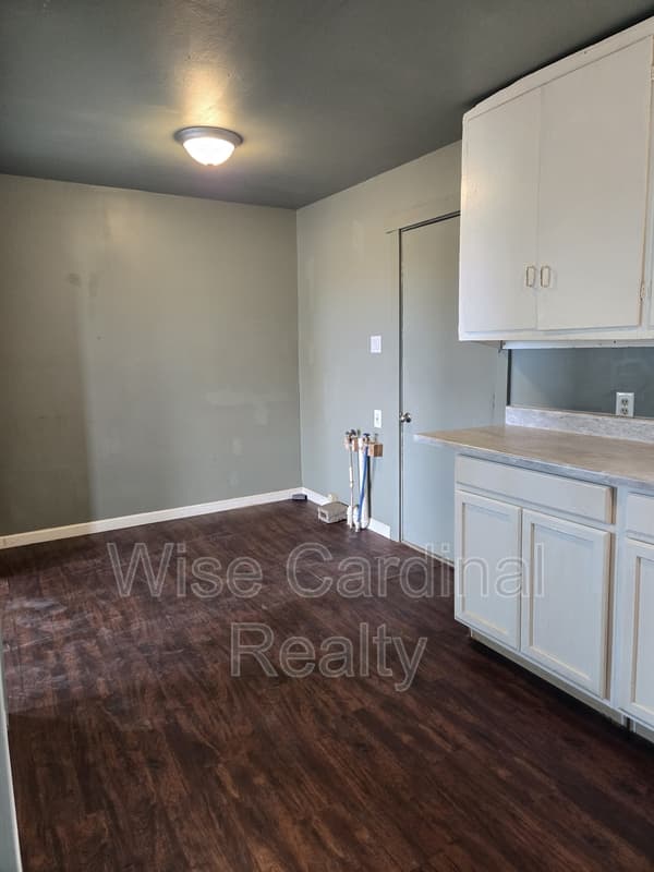 Morton House: 406 NE 3rd Street
